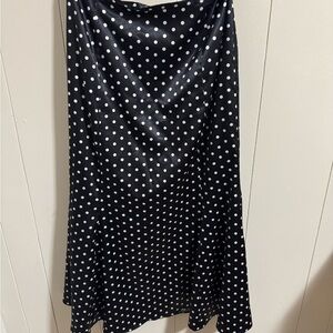 Polka Dot Black and White satin Skirt set, sleeveless top Newport News size 6